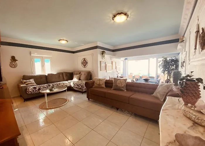 The Good Life Costa Adeje (Tenerife)