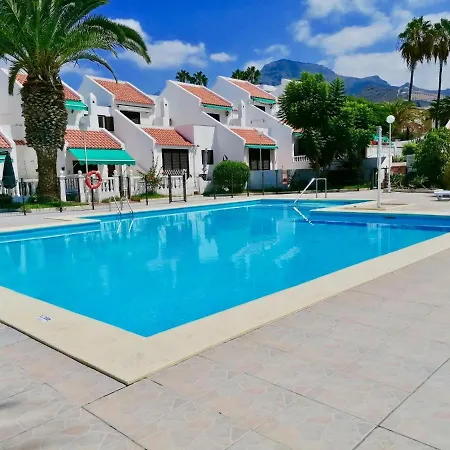 The Good Life * אדחה